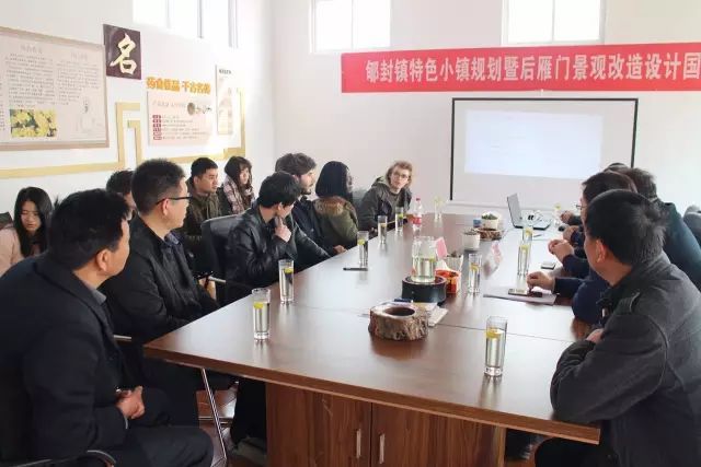 一批批參觀團為何頻頻到云臺冰菊基地參觀？